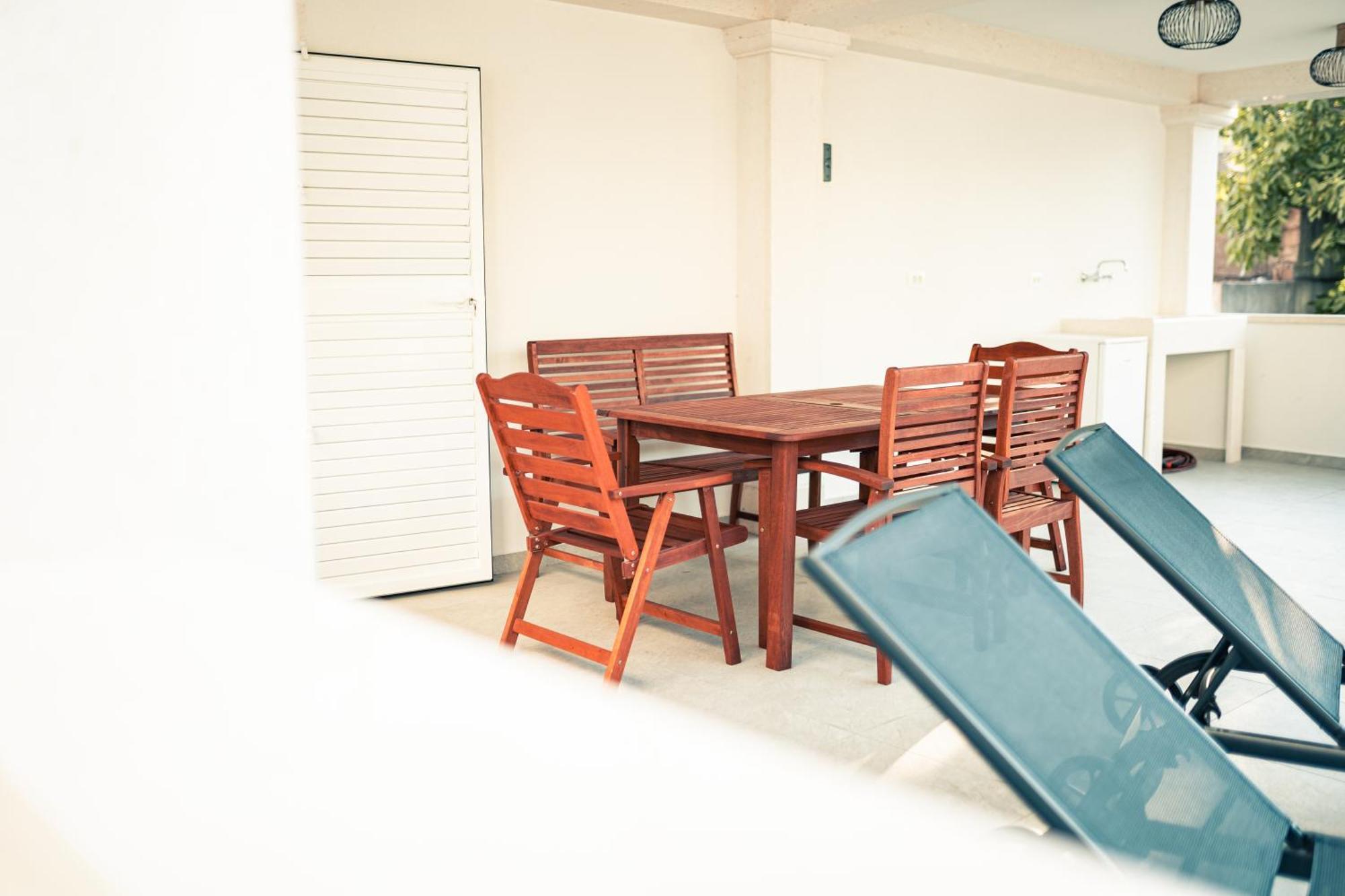 Apartman House R&r Makarska